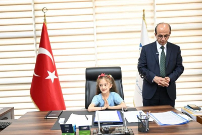Savaşsız Bir Dünya İstiyoruz