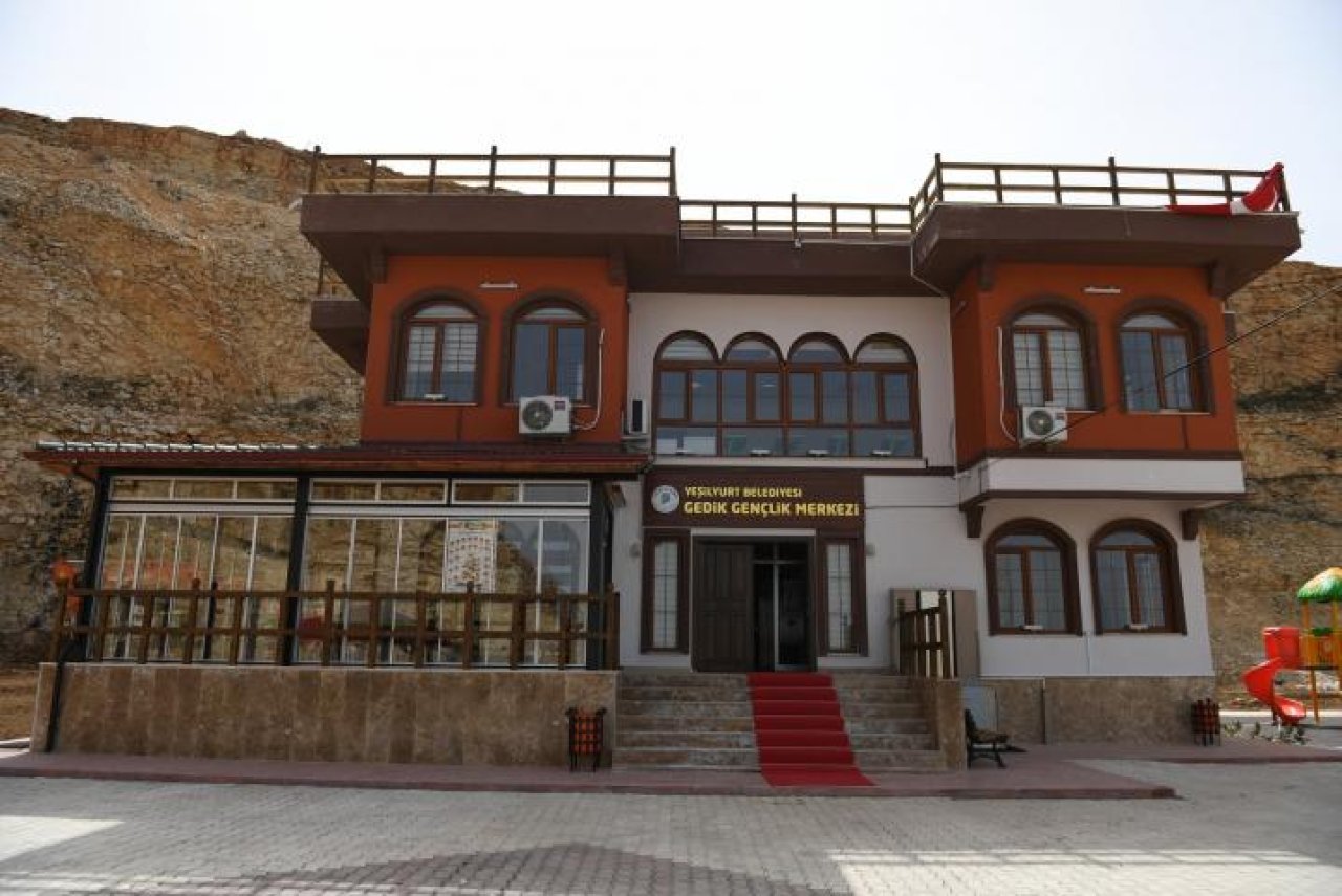 Gençlik Merkezleri