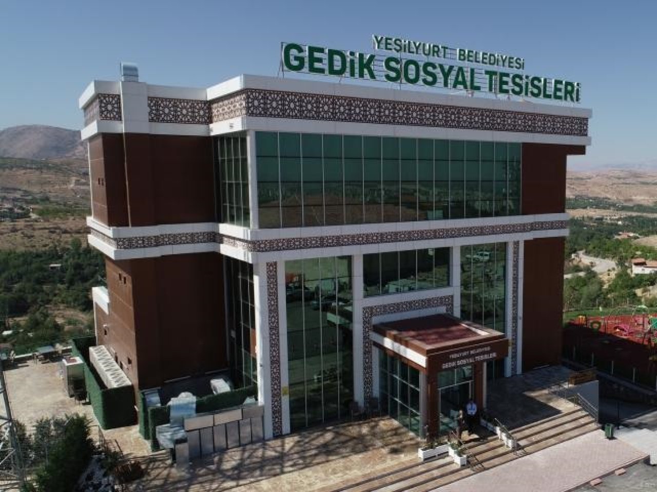 Sosyal Tesisler