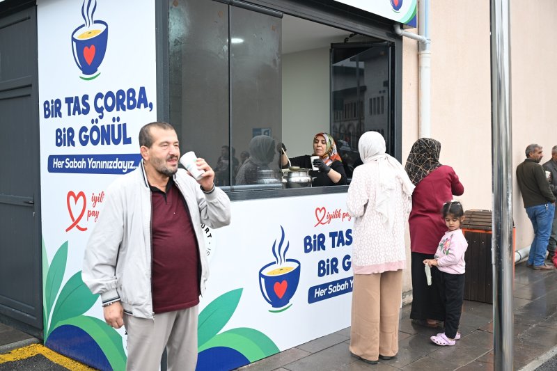 “BİR TAS ÇORBA, BİR GÖNÜL” Hasta ve Hasta Yakınlarına Sıcak Çorba İkramı!