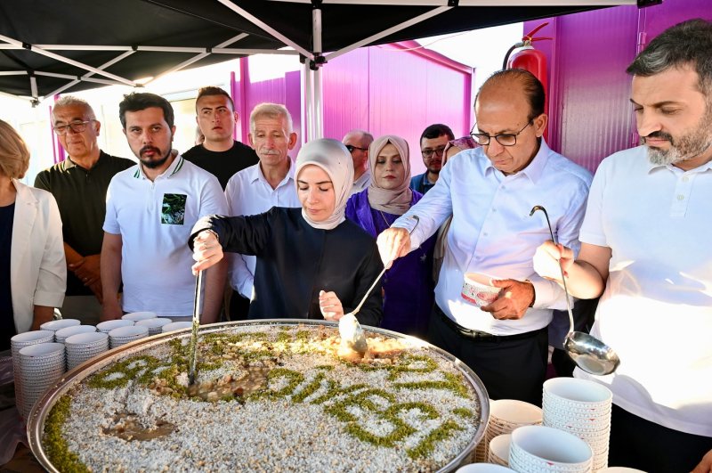 Toplumun Tüm Kesimlerine Sevgi ve Muhabbetle Yaklaşıyoruz