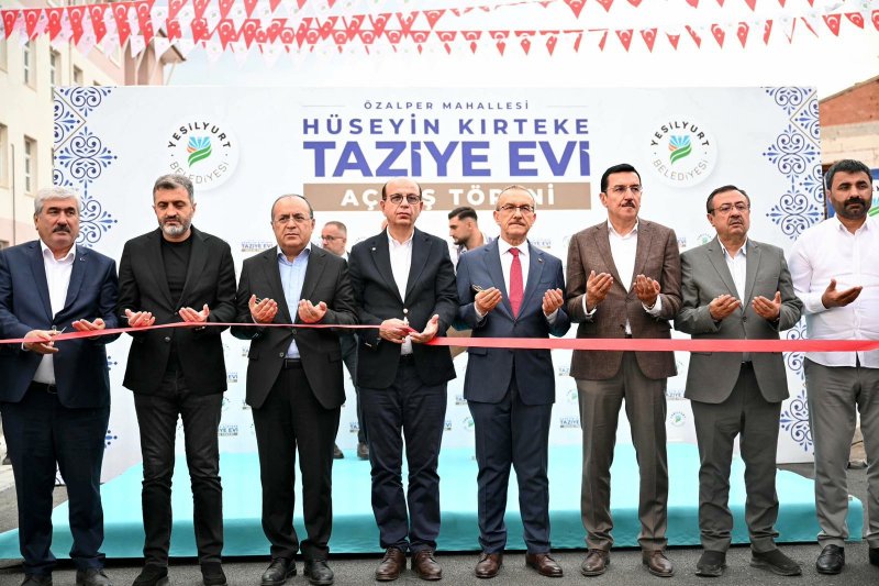 Yeşilyurt'ta Hüseyin Kırteke Taziye Evi Hizmete Sunuldu